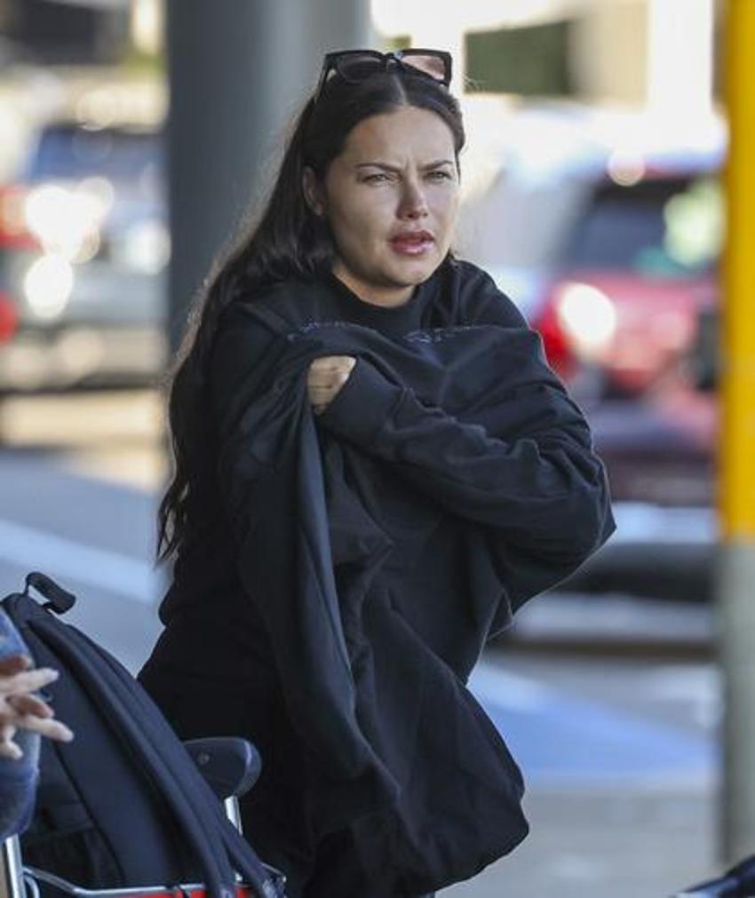 Adriana Lima, Fransa’da tahtakurusu istilasına uğradı! Lüks otelde şoku yaşadı!