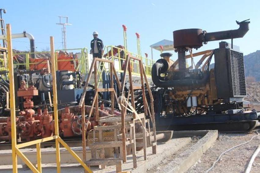 Petrol kuyularıyla ilgili flaş açıklama! 100 bin varile 100 kuyu!