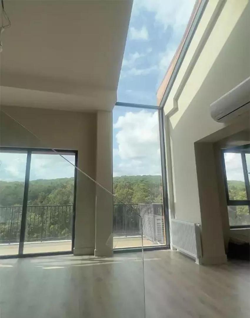 Ünlü sanatçının 4 katlı 5 odalı muhteşem villası! Çocuk parkı ve yüzme havuzu da var 