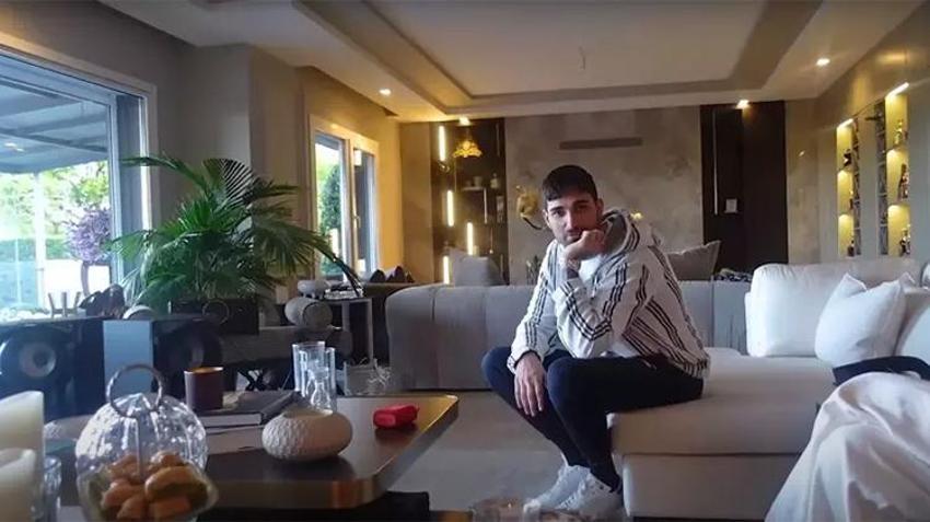 Ünlü sanatçının 4 katlı 5 odalı muhteşem villası! Çocuk parkı ve yüzme havuzu da var 