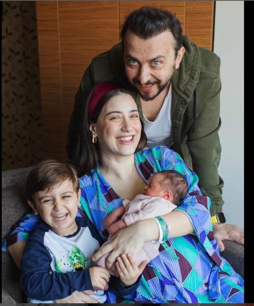 Hazal Kaya ve Ali Atay'a teklif yağıyor!