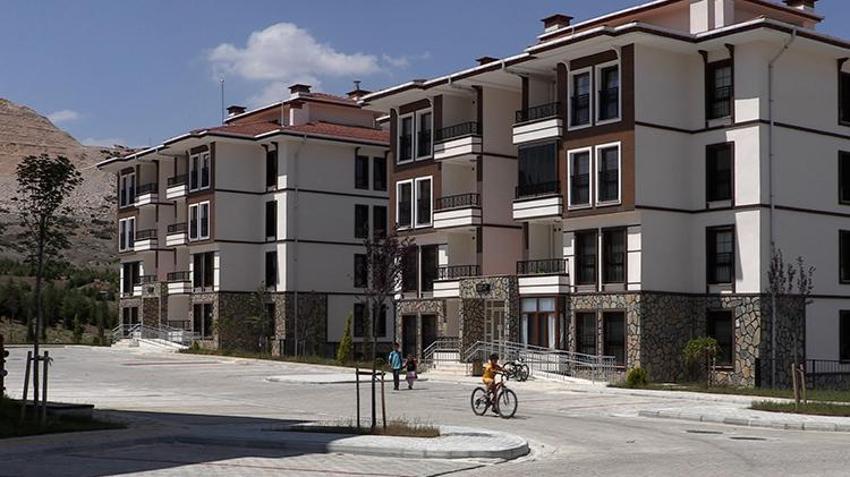 TOKİ'den ucuz konut hamlesi! Düşük peşinat ve taksit imkanı, şartlar beli oldu