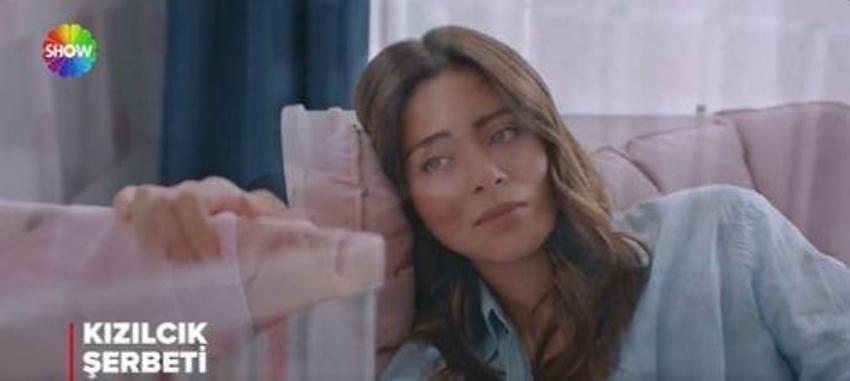 Kızılcık Şerbeti 34. bölüm fragmanı: Doğa, Pembe'yi masaya gömdü, Kıvılcım Ömer'in hastalığını duyuyor