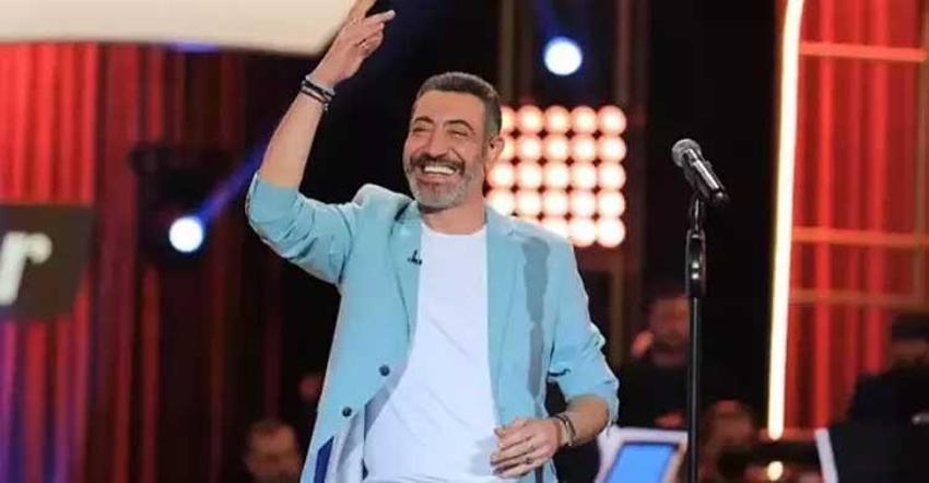 Hakan Altun'dan aşk sinyali! Ajda Pekkan ile anılmıştı