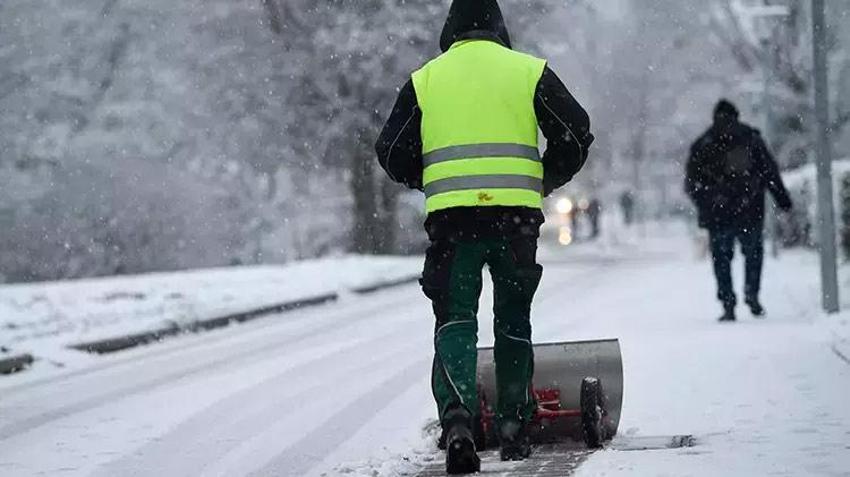 Kar aniden bastıracak! 'Yalancı' sıcaklara aldanmayın, hava tersine dönecek, lapa lapa kar yağacak, günlerce sürecek