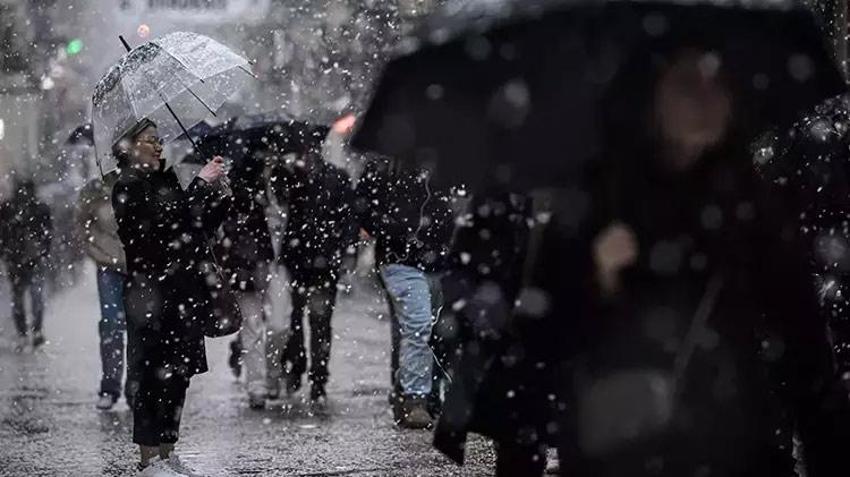 Kar aniden bastıracak! 'Yalancı' sıcaklara aldanmayın, hava tersine dönecek, lapa lapa kar yağacak, günlerce sürecek