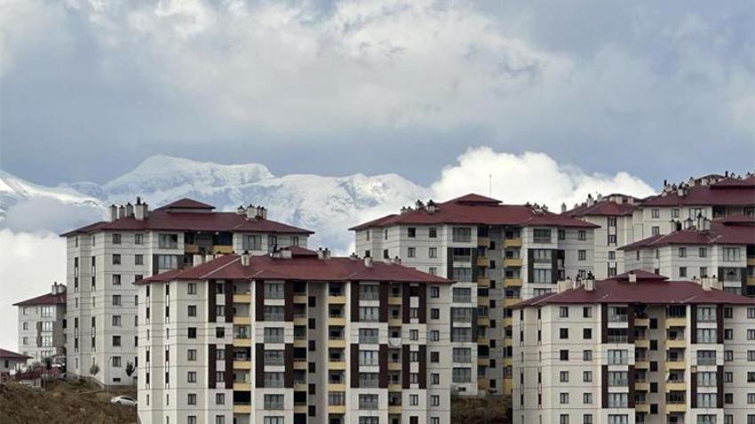 Kar aniden bastıracak! 'Yalancı' sıcaklara aldanmayın, hava tersine dönecek, lapa lapa kar yağacak, günlerce sürecek