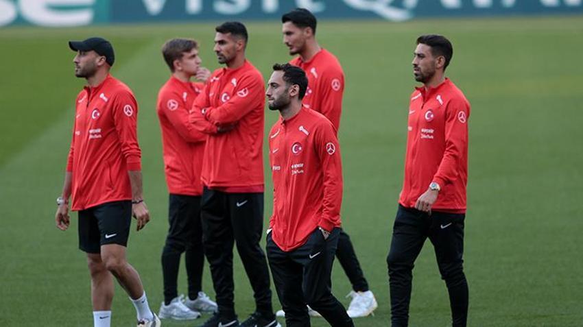 Türkiye maçı öncesi kriz! Kampı terk etti, takımda forvet kalmadı