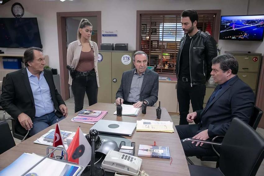 Özgür Ozan’ın Hüsnü Çoban anısı güldürdü! Hayranlarından gelen en ilginç tepki…