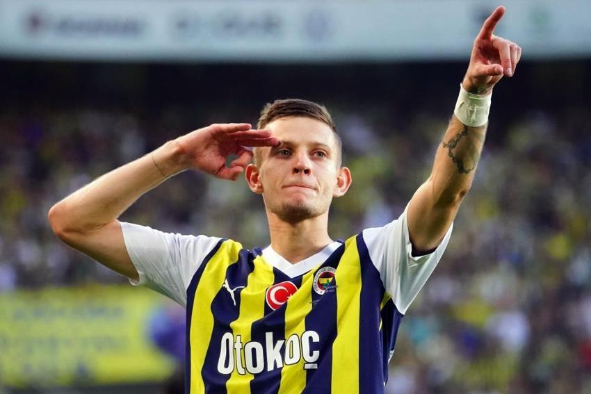 Fenerbahçe'de Szymanski'ye yol göründü! Takımdan ayrılıyor, en az 30 milyon euro...