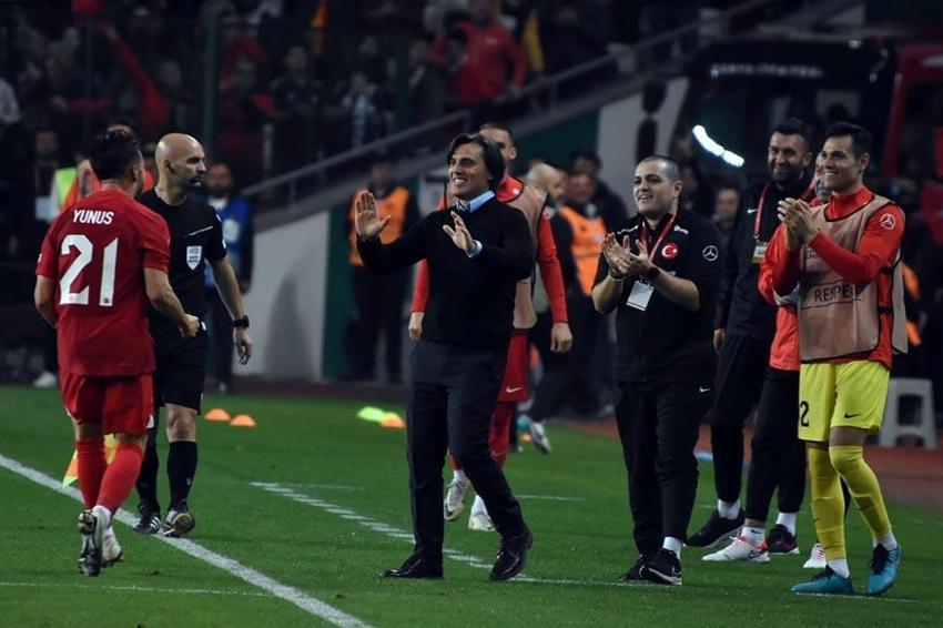 Tarihte bir ilk yaşayan Milli Takım Avrupa basınında: Montella'nın Türkiyesi Euro 2024'e katılmaya hak kazandı