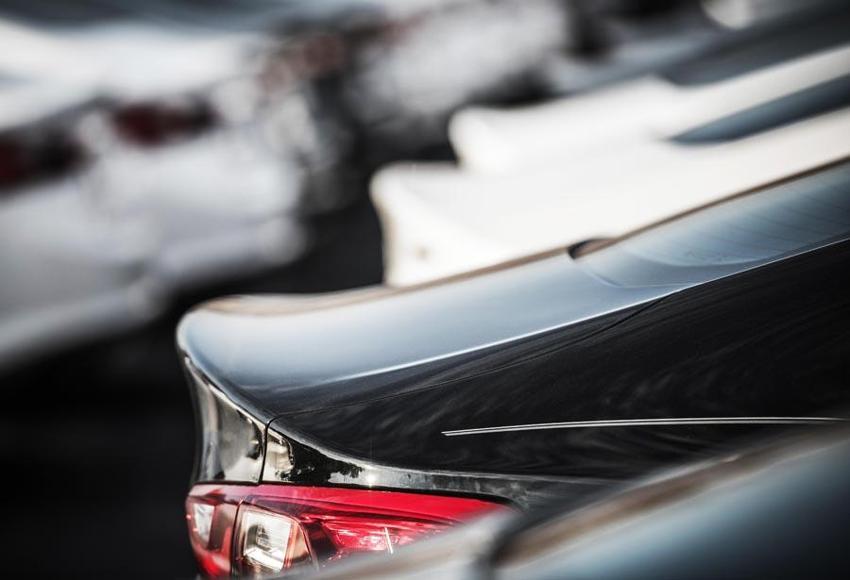 Fiyatlar düşmeye devam ediyor! İkinci el otomobilde satışlar artmaya başladı 