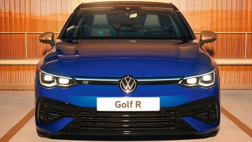 Efsane Volkswagen Golf fiyatı böylesini görmedi! Dev marka sürprizi Ekim ayında yaptı
