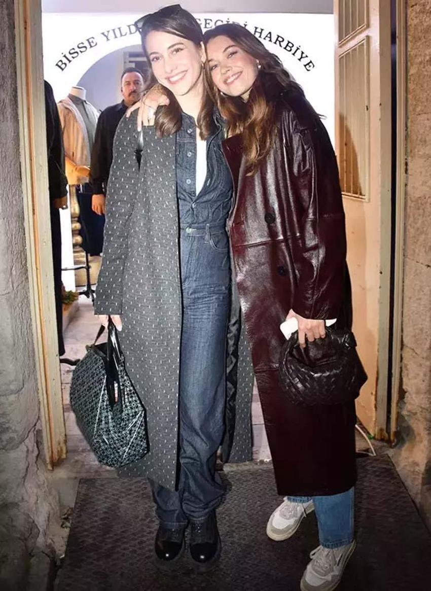 Afra Saraçoğlu'nu sinirlendiren soru! 'Bıkmadınız mı?'