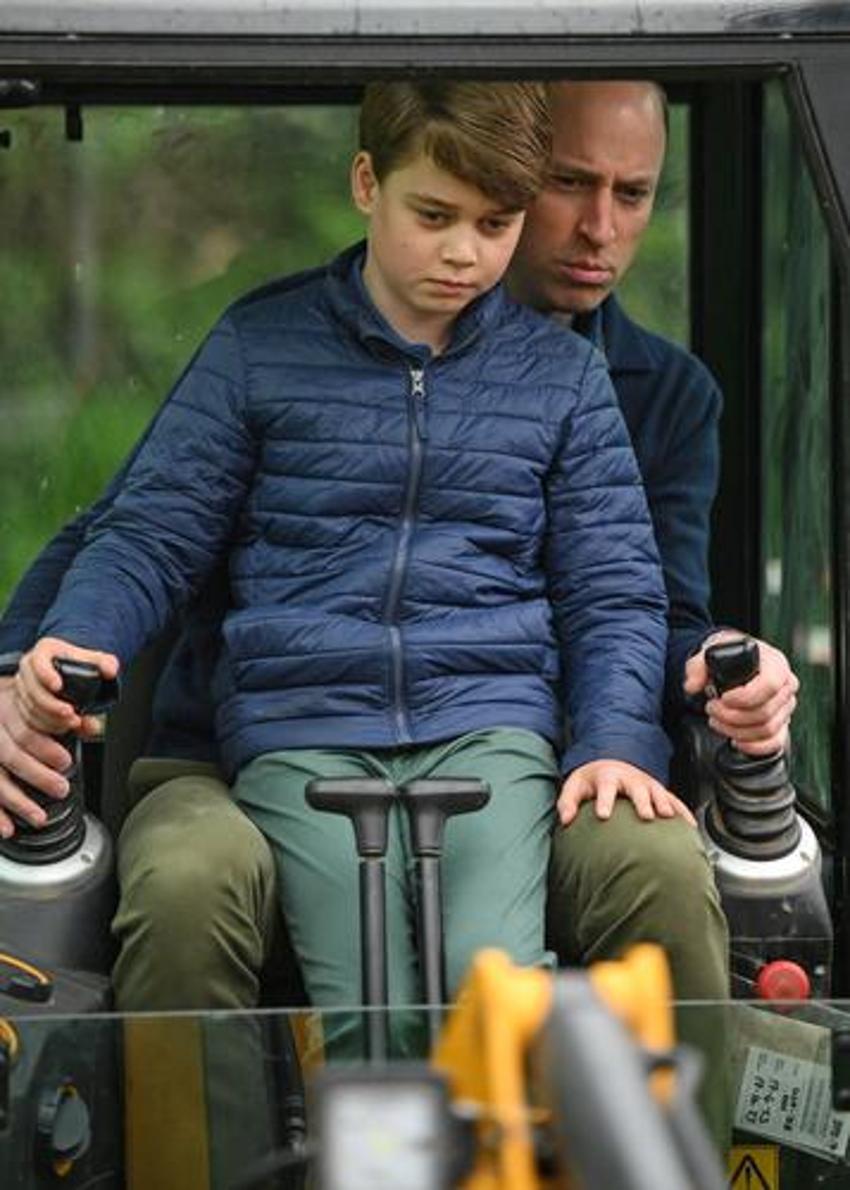 Anneden izin çıkmamıştı ama sonunda o da pes etti! Geleceğin kralı aile kararını verdi!