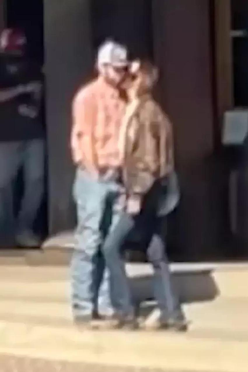 Bella yeni aşkıyla yakalandı! Bir kovboya gönlünü kaptırdı