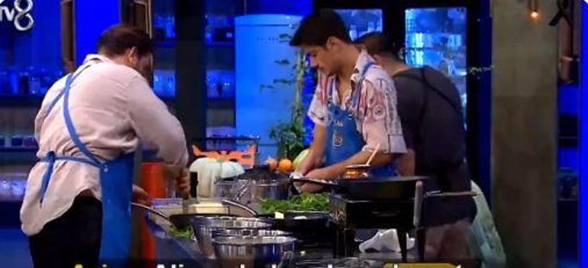 Azize Alican'ı ispiyonladı, özrü Kıvanç diledi! MasterChef All Star'da Azize uzatmaları oynuyor!