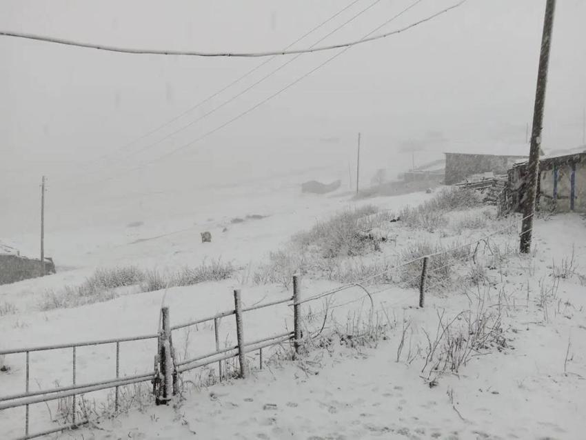 Kar yağışı fena vurdu! Bir anda bastırdı, Meteoroloji yeni tarih verdi, birçok ilde lapa lapa yağacak