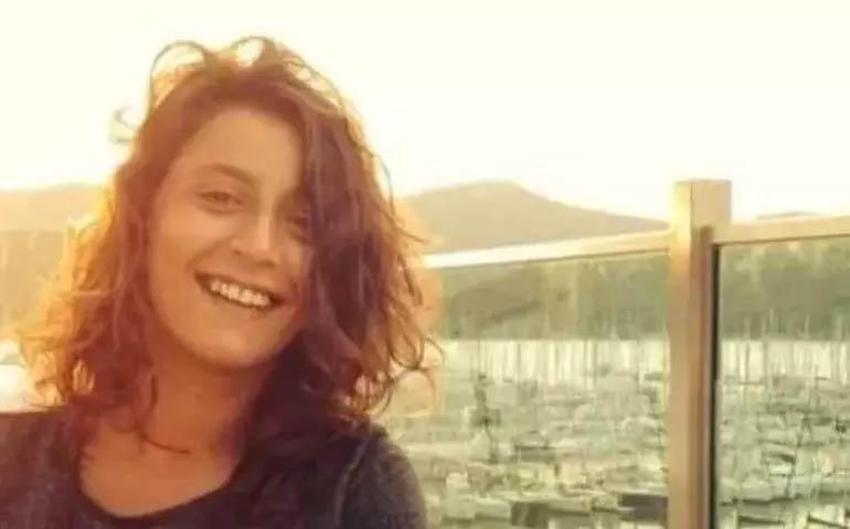 Metin Akpınar'ın 35 yıl sonra ikiz kızları ortaya çıkmıştı! Coşkundeniz: Birkaç söz söyleme hakkını kendimde görüyorum!