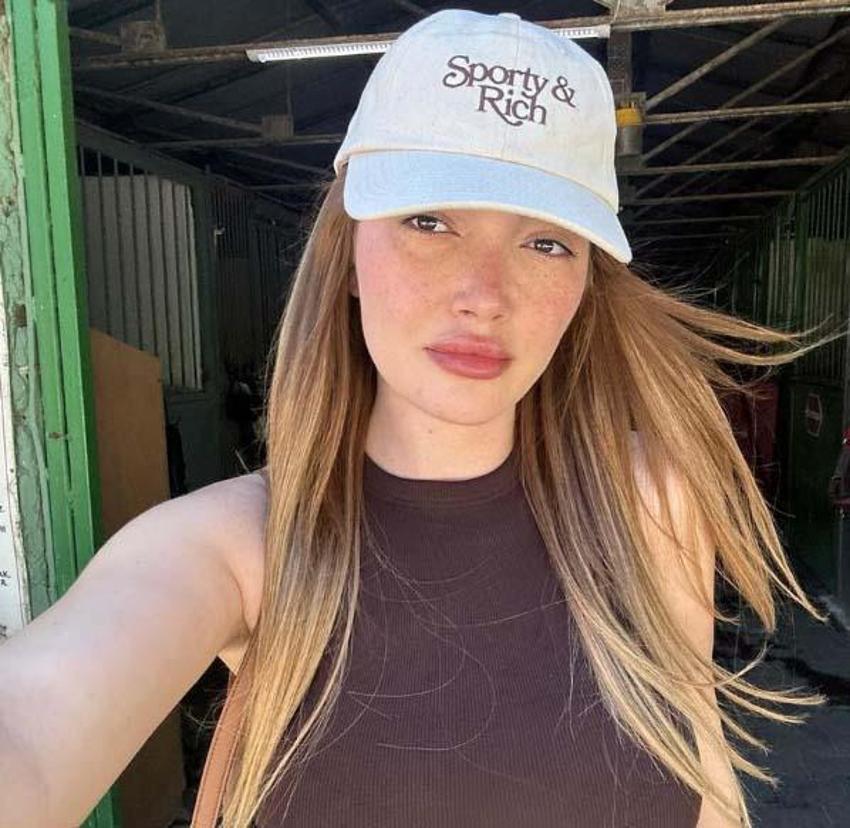 Danla Bilic ile sevgilisi Çakal'ın yorumları güldürdü! 'İnsan bir güzelim der'