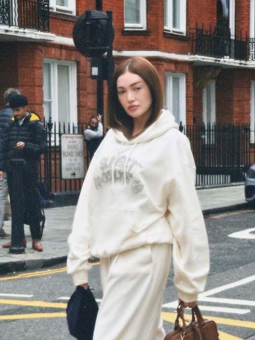 Danla Bilic ile sevgilisi Çakal'ın yorumları güldürdü! 'İnsan bir güzelim der'