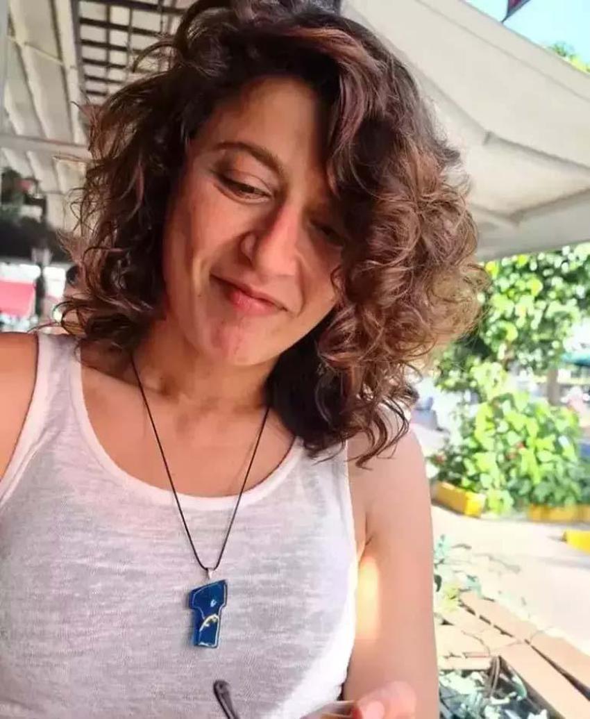 Metin Akpınar'ın ikiz kızlarından sürpriz paylaşım! 'Adile annemize gidiyoruz'