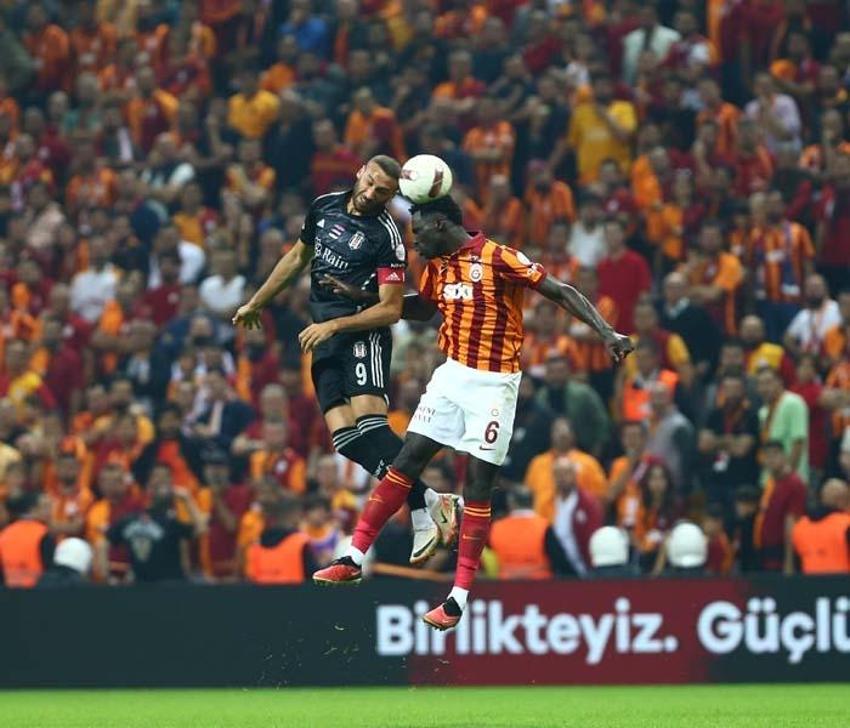 Mustafa Denizli, Galatasaray-Beşiktaş derbisi sonrası uyardı! "Böyle devam edemez"