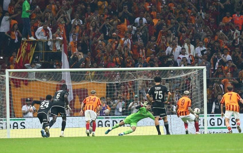 Mustafa Denizli, Galatasaray-Beşiktaş derbisi sonrası uyardı! "Böyle devam edemez"