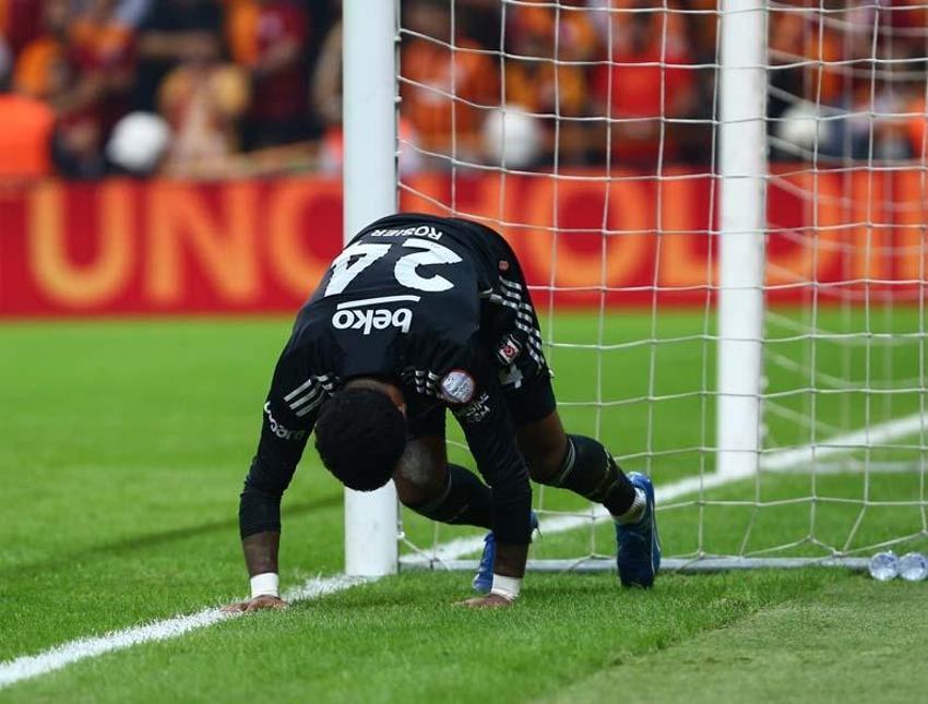 Mustafa Denizli, Galatasaray-Beşiktaş derbisi sonrası uyardı! "Böyle devam edemez"