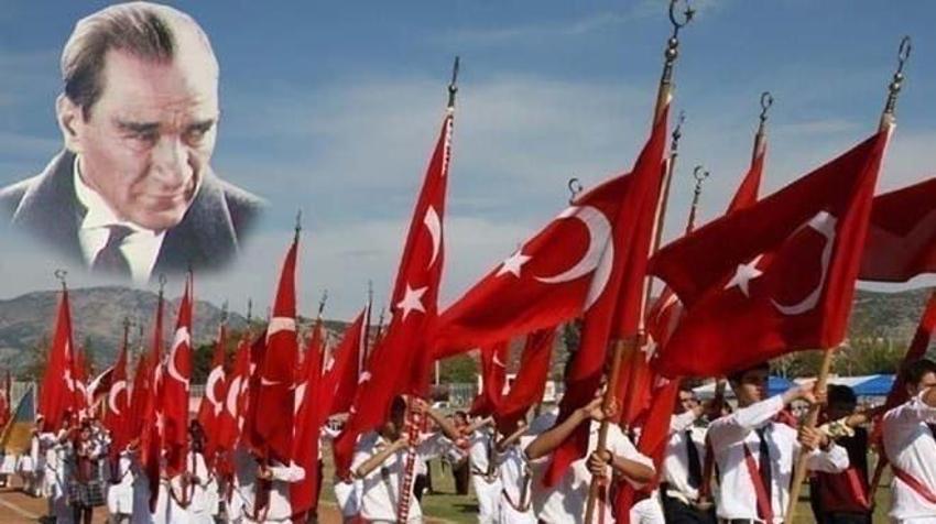 29 Ekim 100. yıl şiirleri: 29 Ekim Cumhuriyet Bayramı şiirleri ilkokul, ortaokul lise düzeyince 2,4,6 kıtalık şiirler