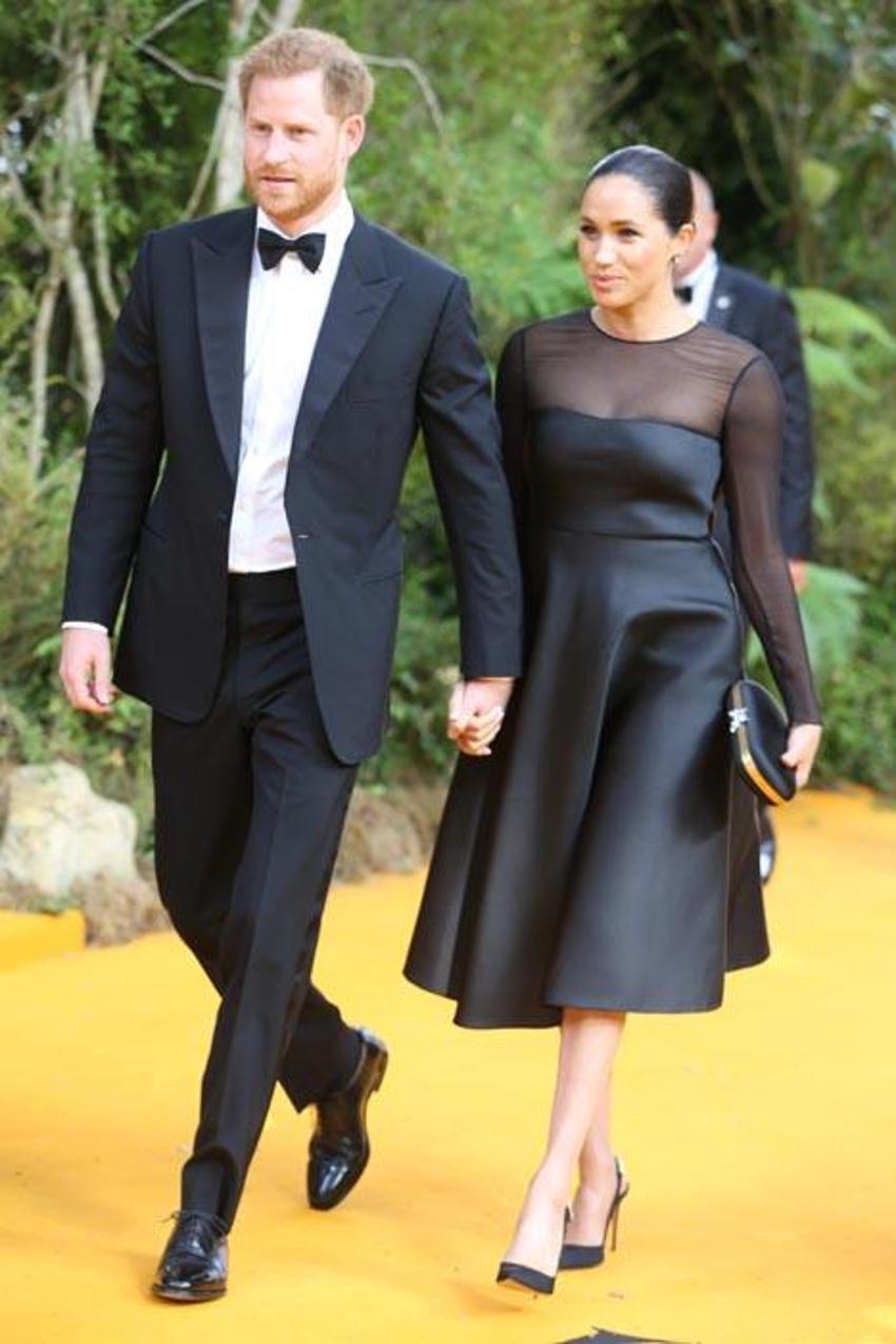 İngiliz kraliyet ailesinde Meghan Markle korkusu! İlgisiz baba, canavar üvey anne, kıymetli evlat...