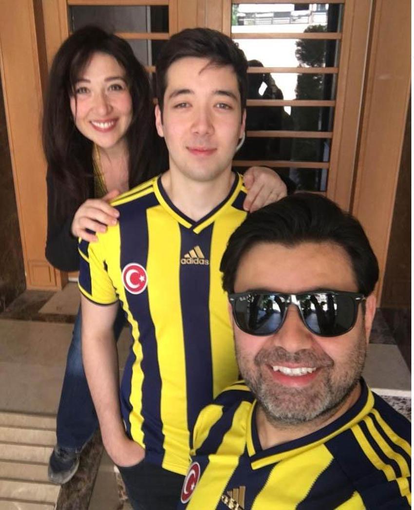 25 yıllık evlilik sessiz sedasız bitmiş! Soyadı değişince gerçek ortaya çıktı