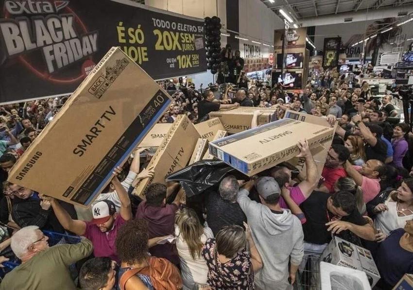Black Friday 2023 indirimi yapan mağazalar belli oldu! Efsane Cuma indirimleri hangi markalarda var?