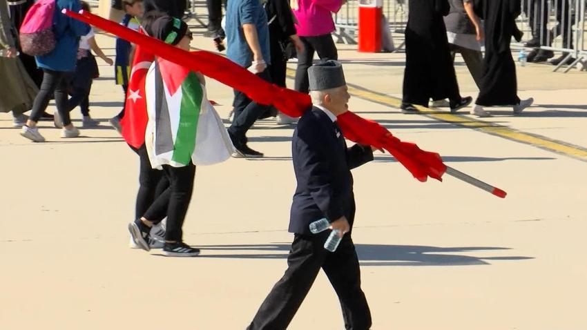 İstanbul'da büyük Filistin mitingi: Gazze'de terörle mücadele yok, soykırım var