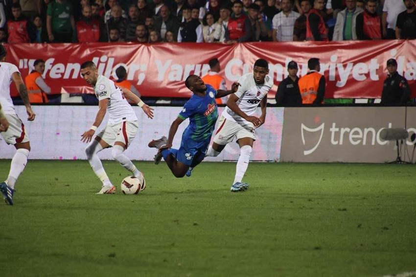 Çaykur Rizespor - Galatasaray maçı ile ilgili çarpıcı değerlendirme! 'Başka izahı olamaz, vasatın altında...'