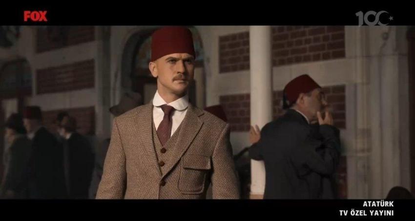 Aras Bulut İynemli'ye Atatürk olmak yakıştı mı? Sosyal medya Atatürk filmine kilitlendi!
