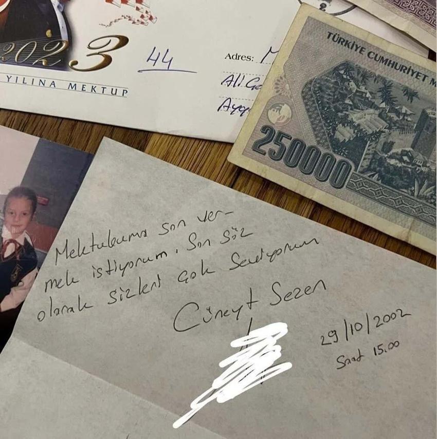 Melis Sezen’in babasının 21 yıl önce yazdığı 100. yıl mektubu ortaya çıktı