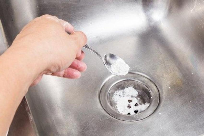 Bu karışımı bir kenara yazın, tıkalı lavaboyu 7 saniyede açıyor! 
