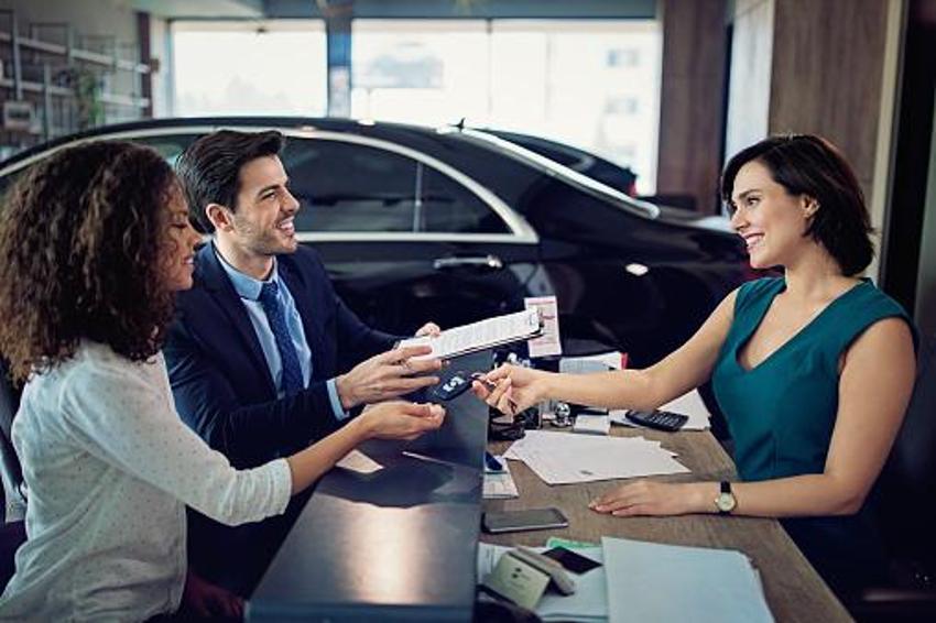 Mercedes’i böyle sömürdüler! Galerici tek tek itiraf etti: Araç başına 50 bin lira alıyordum