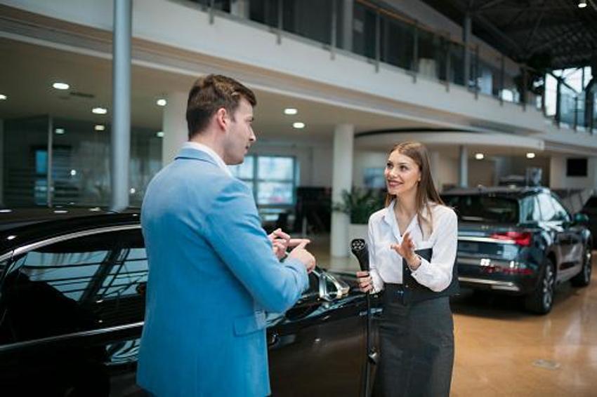 Mercedes’i böyle sömürdüler! Galerici tek tek itiraf etti: Araç başına 50 bin lira alıyordum