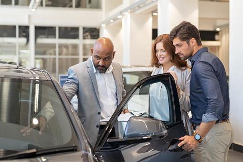 Mercedes’i böyle sömürdüler! Galerici tek tek itiraf etti: Araç başına 50 bin lira alıyordum