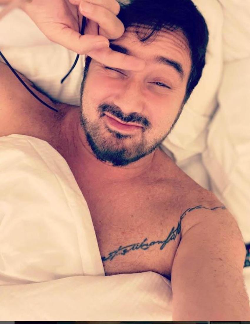 Metin Arolat bir gün arayla iki amcasını kaybetti!