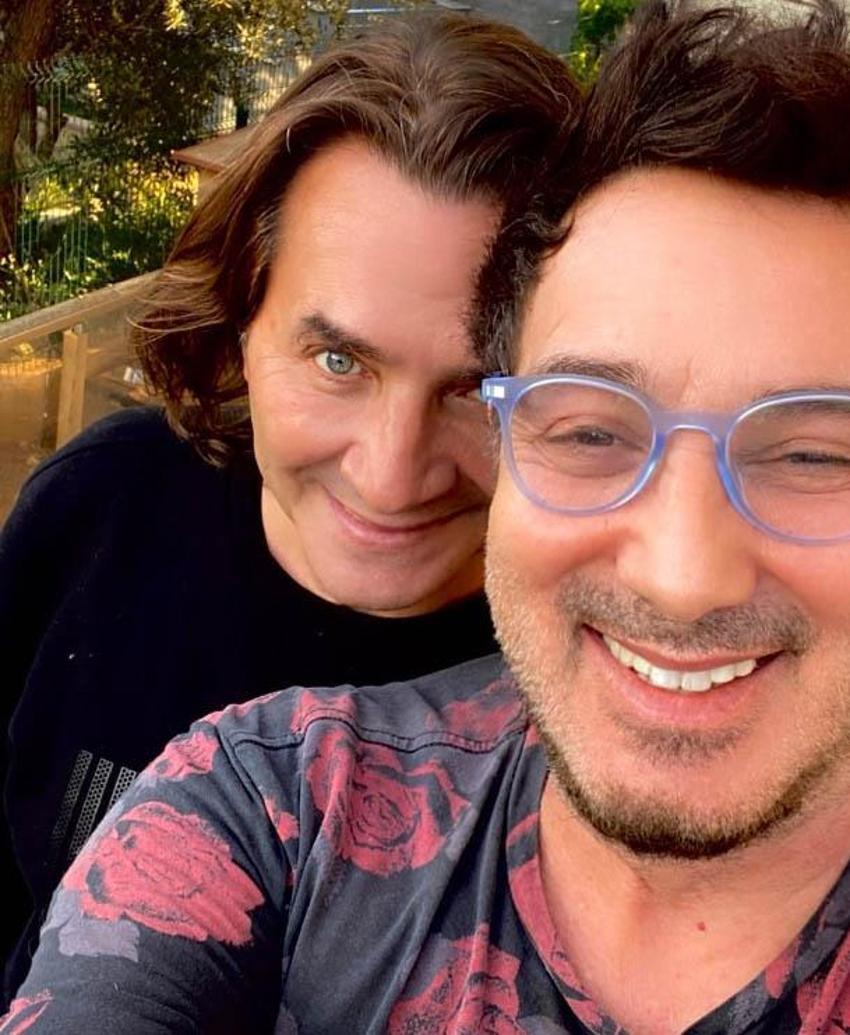 Metin Arolat bir gün arayla iki amcasını kaybetti!