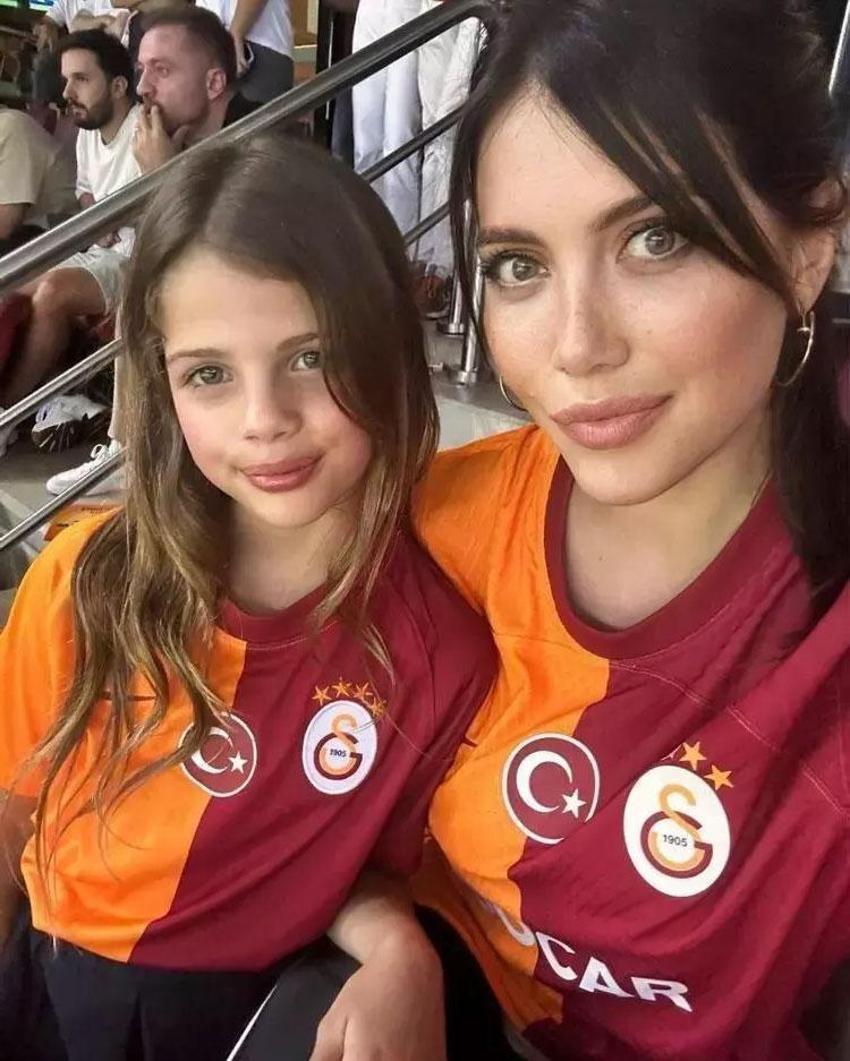Lösemi olduğunu açıklayan Wanda Nara sosyal medyadan paylaştı! Mauro Icardi'nin eşine yardım ettiği anlar beğeni topladı