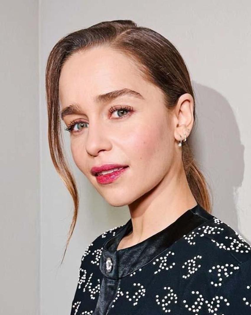 Game of Thrones yıldızı Emilia Clarke: “Ölmekten değil, kovulmaktan korkuyordum”