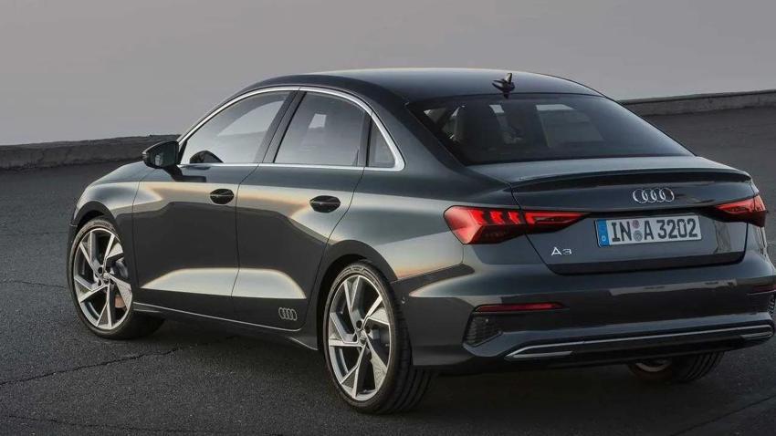 Audi A3 sedan fiyatı güncellendi! Premiumda bu fiyat bir daha gelmez