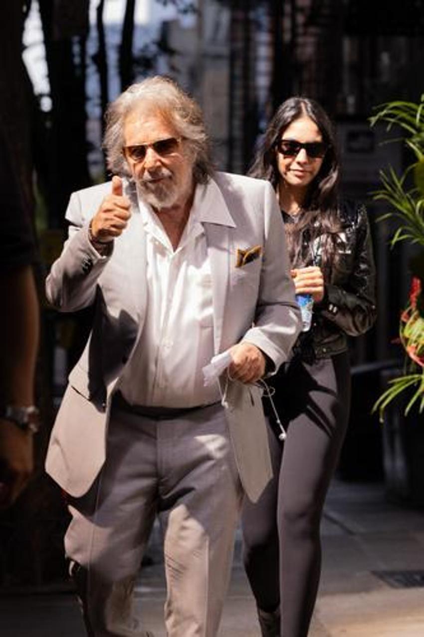 83 yaşında dördüncü kez baba olmuştu! Al Pacino'nun genç sevgilisine ödeyeceği nafaka miktarı belli oldu