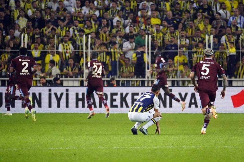 Kadıköy'de Trabzonspor'dan tarihi galibiyet! Fırtına Fenerbahçe'nin galibiyet serisine son verdi