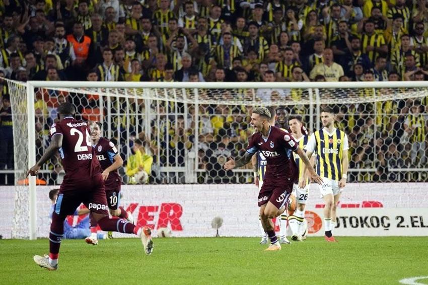 Kadıköy'de Trabzonspor'dan tarihi galibiyet! Fırtına Fenerbahçe'nin galibiyet serisine son verdi