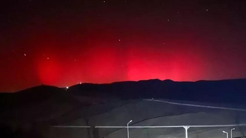 Van'da Kuzey Işıkları görüldü, sosyal medya yıkıldı! Kuzey ışıkları nasıl oluşur?